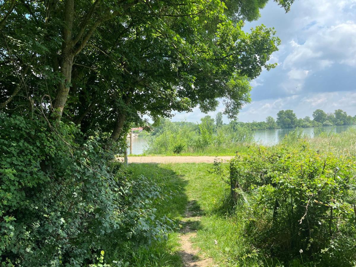 Gites De La Chapelle Gigny-sur-Saone Luaran gambar